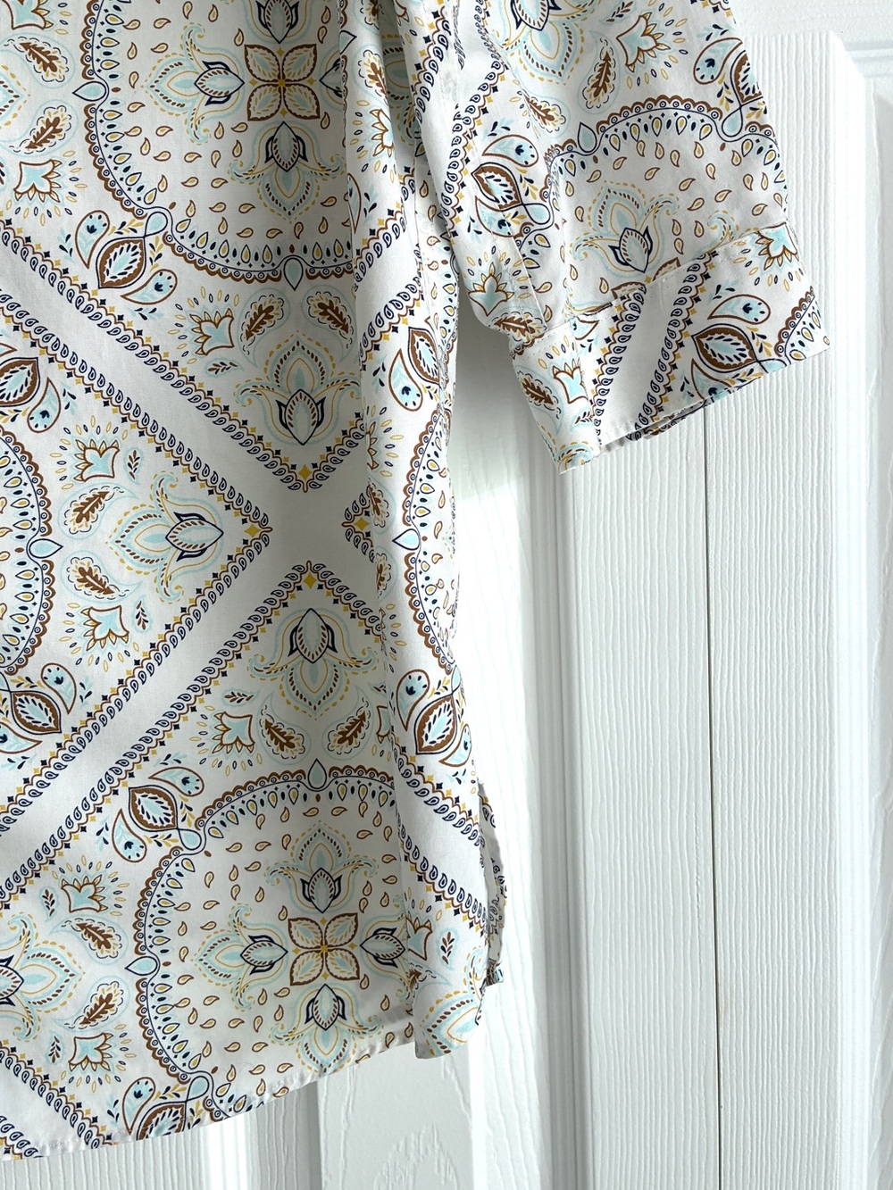 Lands’ End No Iron Button Down Shirt 10 Medallion Print Business Casual Office - Picture 5 of 11